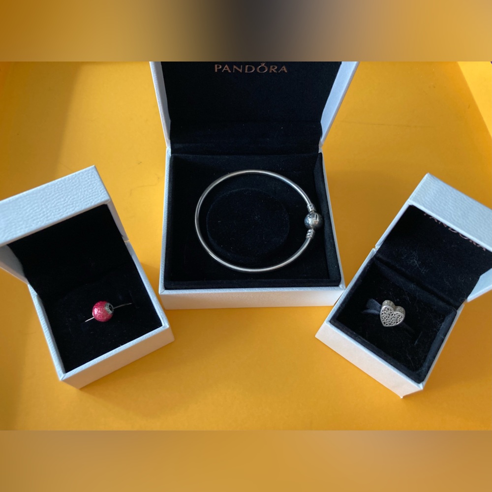 ✨BNIB✨ BUNDLE OF 3 PANDORA🤍
